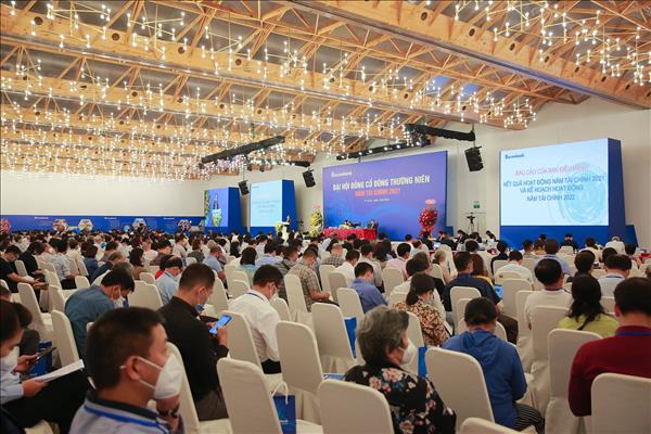 Tín dụng bất động sản làm “nóng” mùa đại hội cổ đông ngân hàng