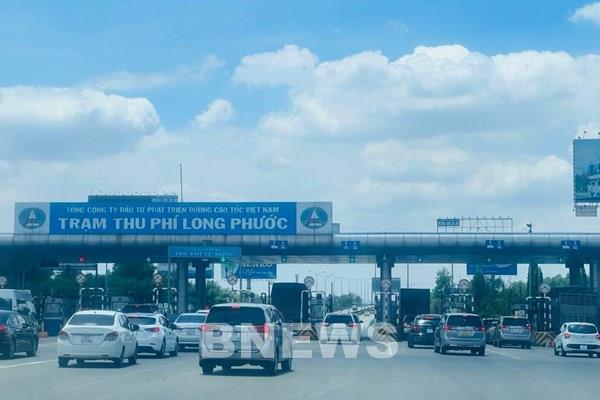 VEC ấn định thời điểm triển khai thu phí không dừng trên các tuyến cao tốc