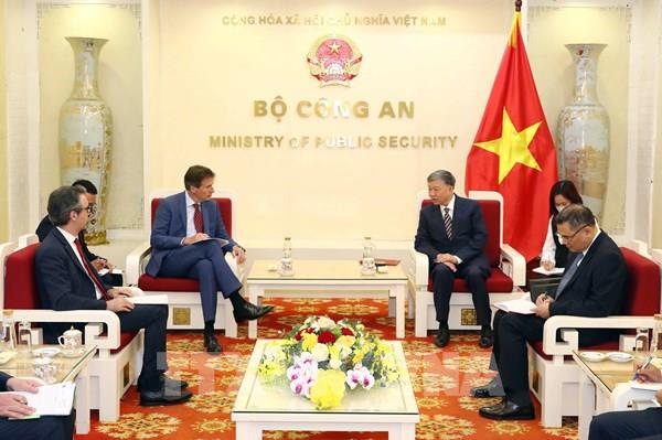 Bộ Công an Việt Nam và EU hợp tác, đảm bảo an ninh mạng