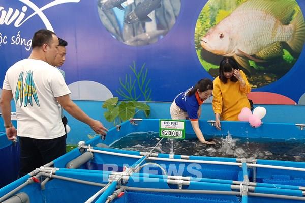 Khai trương chuỗi thủy sản an toàn CHOCAVI tại Hà Nội