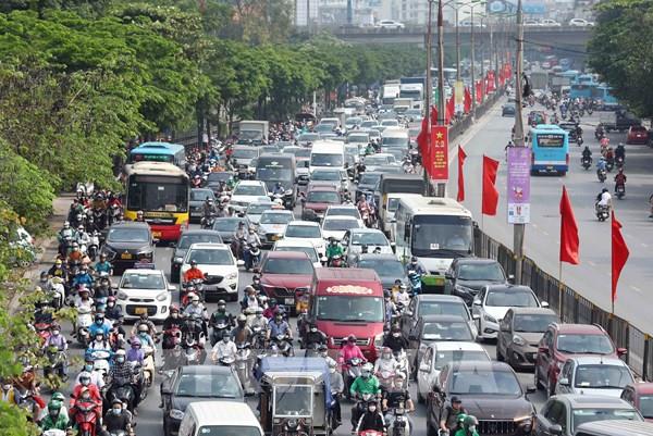Ùn tắc kéo dài trong ngày đầu kỳ nghỉ lễ 30/4 – 1/5