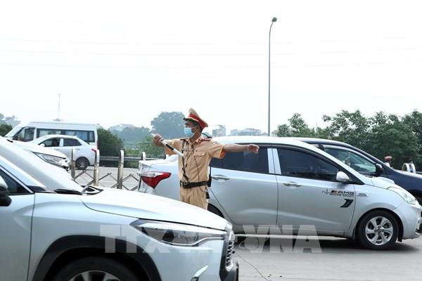 Khuyến cáo người dân chấp hành nghiêm quy định về an toàn giao thông trong kỳ nghỉ lễ