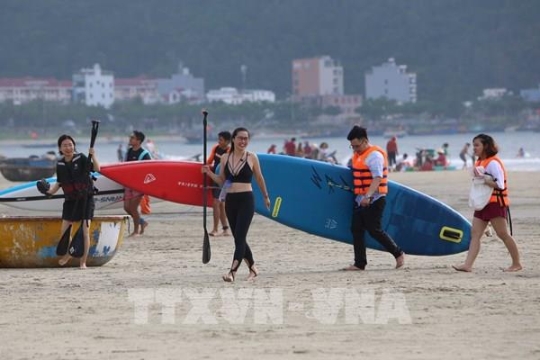 Đà Nẵng nhộn nhịp đón du khách dịp nghỉ lễ