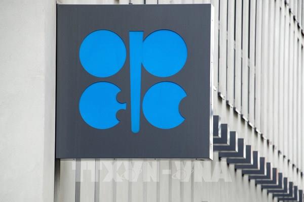OPEC+ nhất trí tăng sản lượng dầu mỏ