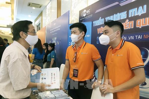 Thuế thương mại điện tử - Bài 1: Thất thu lớn ngân sách nhà nước 