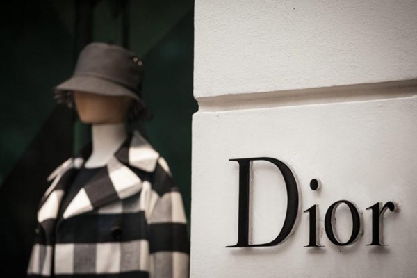 Động thái của Dior sau khi bị chỉ trích 