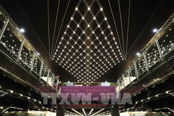 Liên hoan phim Cannes lần thứ 75 sẵn sàng cho lễ khai mạc