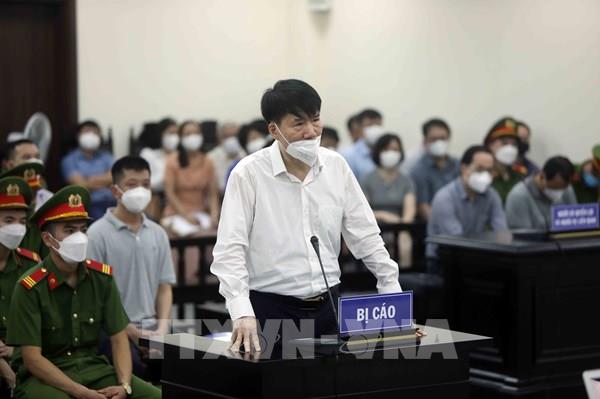 Xét xử vụ buôn bán thuốc giả: Nguyên Thứ trưởng Bộ Y tế Trương Quốc Cường xin giảm án cho cấp dưới