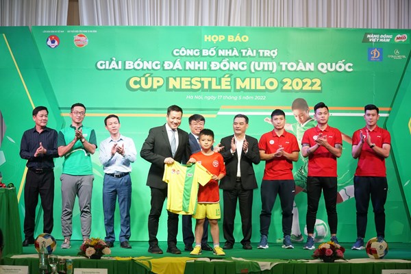 Nestlé MILO là nhà tài trợ chính Giải Bóng đá Nhi đồng toàn quốc 2022- Cúp Nestlé MILO 