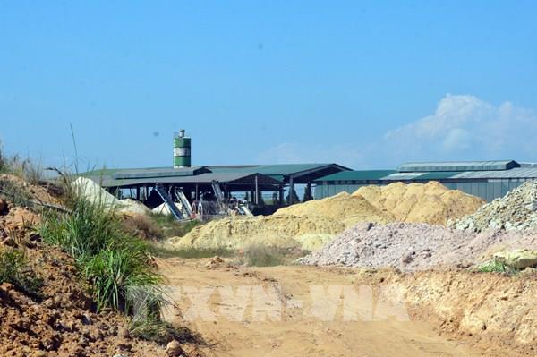 Lâm Đồng xác minh vụ doanh nghiệp núp bóng sản xuất gạch để khai thác cao lanh trái phép