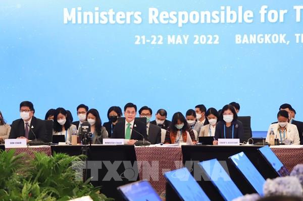 Việt Nam ủng hộ hệ thống thương mại đa phương dựa trên nguyên tắc và luật lệ