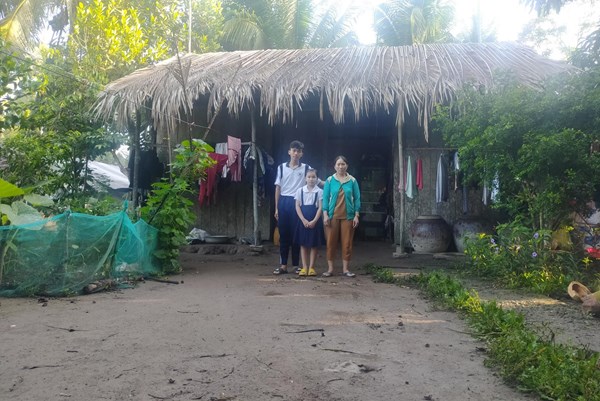 Nuôi ước mơ giảng đường đại học nhờ trúng thưởng chương trình “Xé ngay trúng liền”