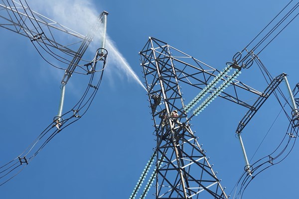 Điện thương phẩm giảm, lưới cao áp của PTC3 vẫn đầy tải