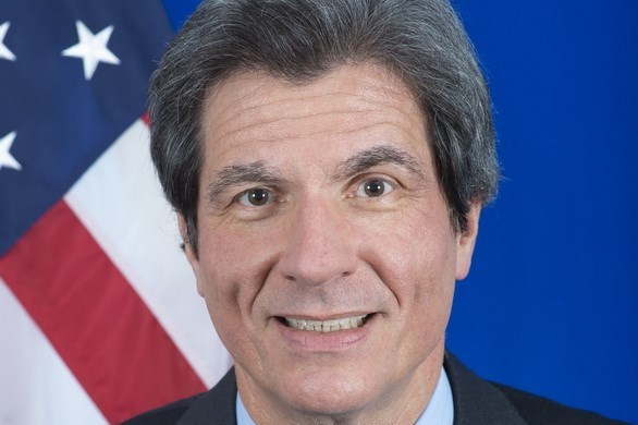 Mỹ và EU tăng cường hợp tác bảo vệ doanh nghiệp