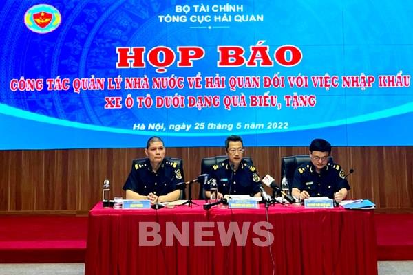 Sẽ xử lý nghiêm, không bao che nếu có sai phạm cấp phép nhập khẩu xe dạng quà biếu tặng