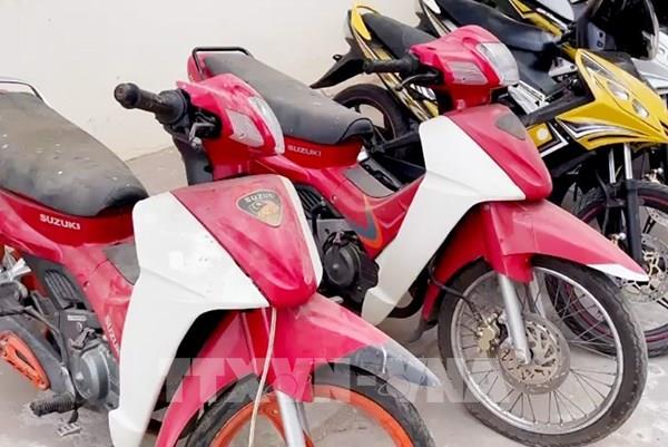 Phát hiện nhiều xe mô tô và ô tô hạng sang không rõ nguồn gốc