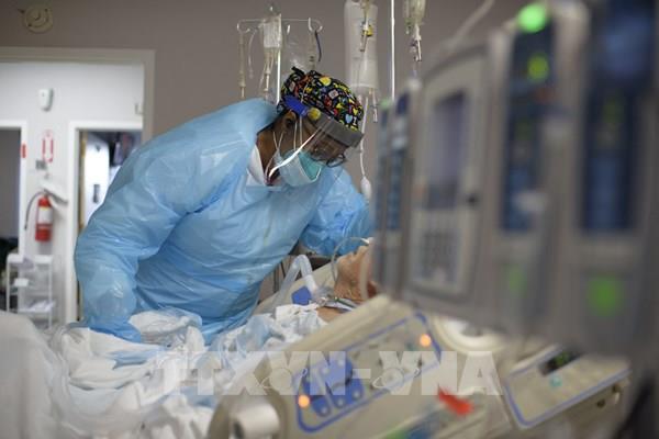 WHO: Số ca mắc và tử vong do COVID-19 đang trên đà giảm