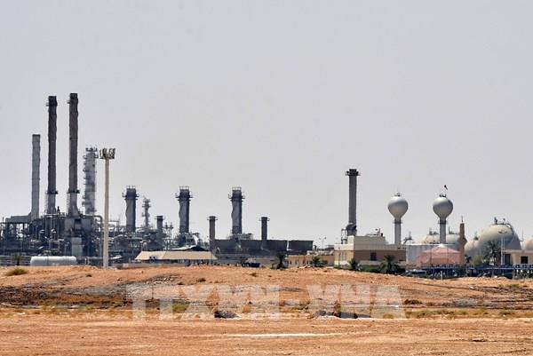 OPEC+ xem xét cắt giảm mạnh sản lượng dầu