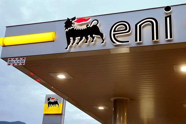 Eni ký thỏa thuận khí đốt mới với Sonatrach