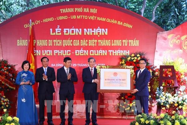 Hà Nội: Đón nhận bằng Di tích quốc gia đặc biệt “Thăng Long Tứ trấn”