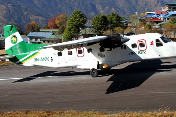 Máy bay chở 22 người mất tích tại Nepal