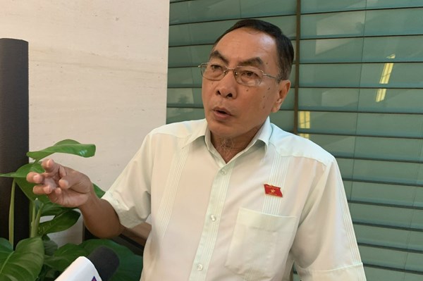 Kỳ họp thứ 4, Quốc hội khóa XV: Đại biểu Quốc hội thảo luận về Sửa Luật Đất đai (sửa đổi)