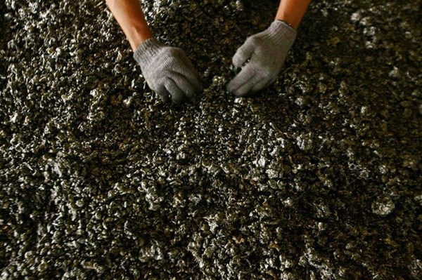 Xuất khẩu nickel của Indonesia tăng 17 lần sau lệnh cấm xuất quặng thô 
