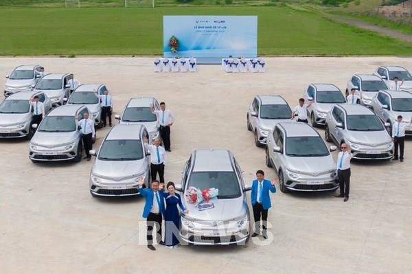 Taxi điện - Bước ngoặt lớn trong ngành xe dịch vụ tại Việt Nam