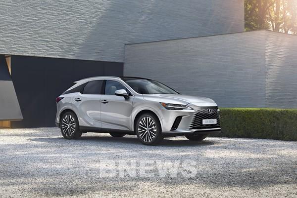Lexus ra mắt toàn cầu dòng xe RX - crossover hạng sang