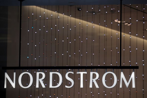 Nordstrom nâng dự báo triển vọng kinh doanh năm 2022
