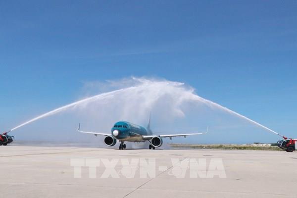 Vietnam Airlines khai trương đường bay Nha Trang - Singapore