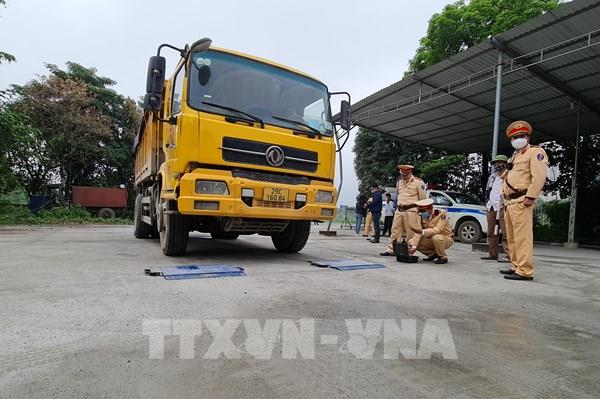 Thanh tra Bộ Giao thông Vận tải yêu cầu mở đợt cao điểm xử lý xe chở quá tải