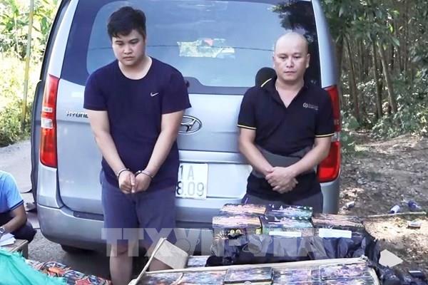Quảng Bình bắt 2 đối tượng vận chuyển trái phép 550 kg pháo hoa nổ