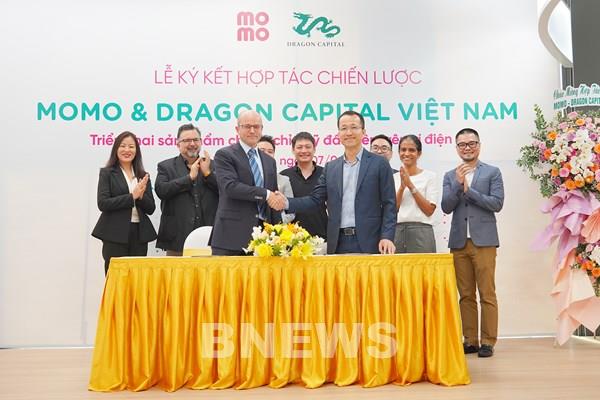 Lần đầu tiên, sản phẩm chứng chỉ quỹ mở được giao dịch ngay trên ví điện tử