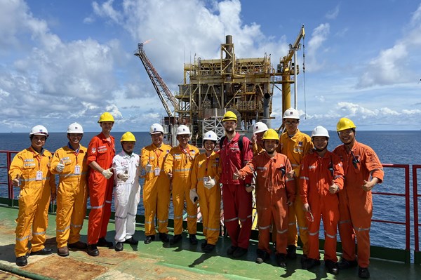 Giàn nén khí mỏ Rồng đạt mốc tổng sản lượng 5 tỷ m3 khí