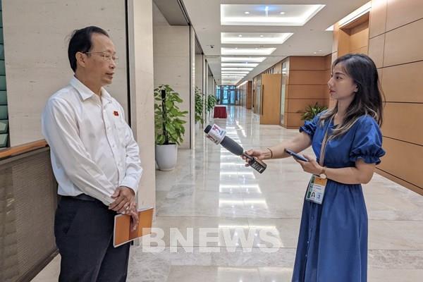 Bên lề Quốc hội: Chờ lời giải từ các tư lệnh ngành