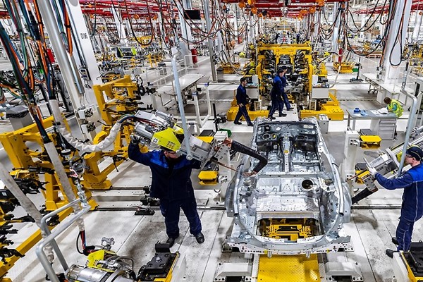 Nga thành lập các trung tâm công nghiệp thay thế nhập khẩu