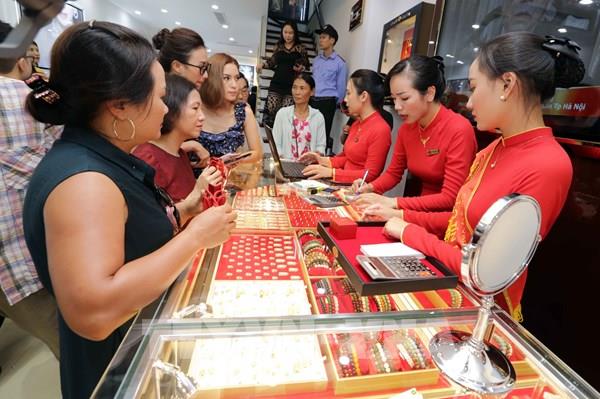 Giá vàng hôm nay 10/4 cập nhật mới nhất