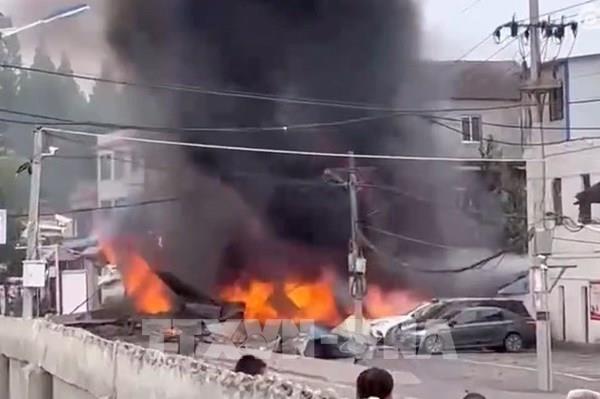 Rơi máy bay quân sự tại miền Trung Trung Quốc