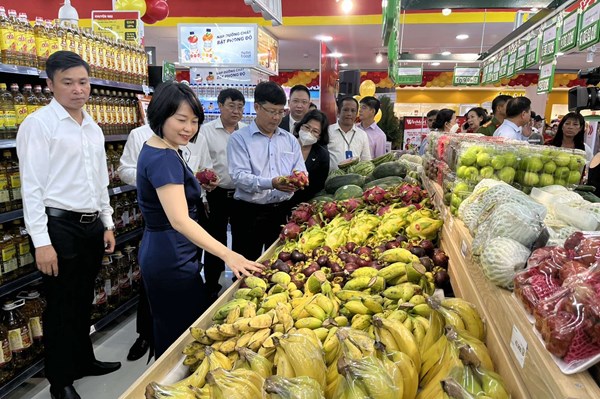 WinCommerce khai trương 2 siêu thị WinMart tại miền Tây