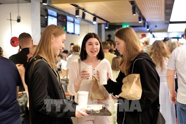 Nga bãi bỏ tất cả các hạn chế phòng dịch COVID-19