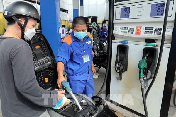 Trình Nghị quyết giảm thuế bảo vệ môi trường đối với xăng, dầu, mỡ nhờn