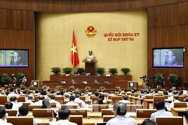 Bên lề Quốc hội:  Lo lắng lương tăng, giá cả cũng tăng theo
