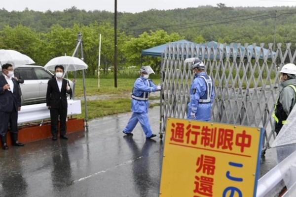 Người dân một làng ở Fukushima, Nhật Bản được về nhà sau hơn 11 năm