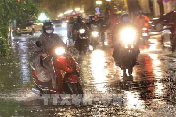 Dự báo thời tiết ngày 15/6: Nhiều khu vực ở Bắc Bộ mưa to, nguy cơ lũ quét