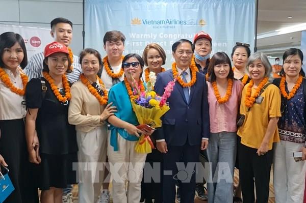 Vietnam Airlines khai trương đường bay thẳng Hà Nội đi New Delhi
