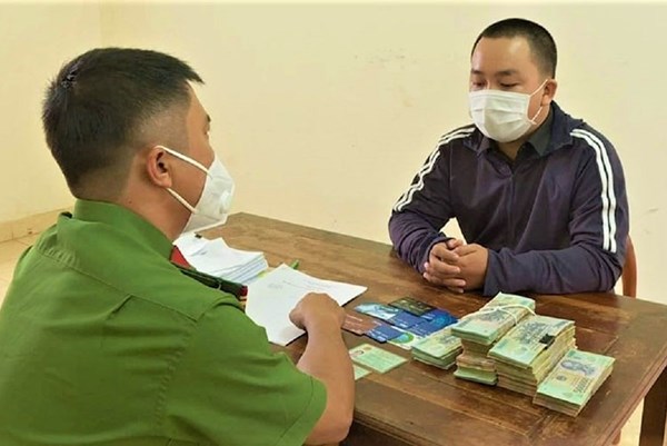 Khởi tố đối tượng trong vụ án chiếm dụng tài khoản Facebook, lừa đảo hơn 10 tỷ đồng