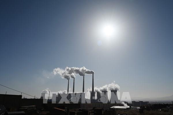 Trung Quốc: Nắng nóng bất thường khiến lượng điện tiêu thụ tăng vọt