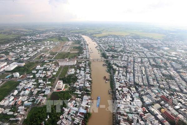 Khơi thông dòng chảy logistics ở Đồng bằng sông Cửu Long