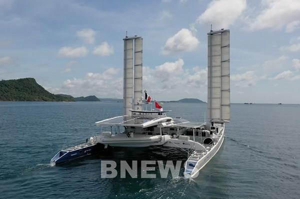 Tàu quan sát năng lượng Energy Observer của Toyota du hành tại Việt Nam